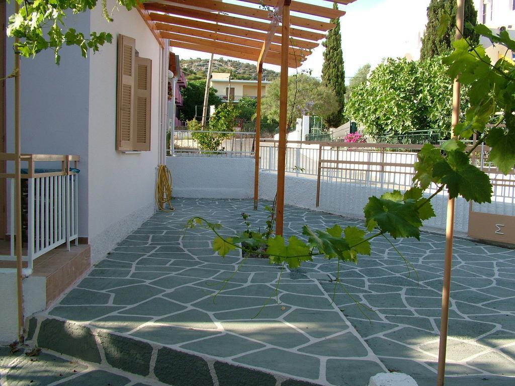 George'S Apartment Agia Marina  Værelse billede