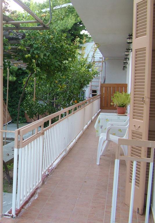 George'S Apartment Agia Marina  Værelse billede